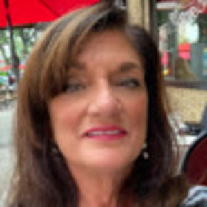 Meet your Posher, Liz